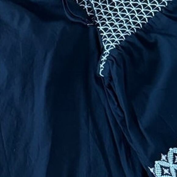 Rebecca Minkoff Off the Shoulder navy Embroidered smocked Peasant Top Boho XL - Picture 16 of 16